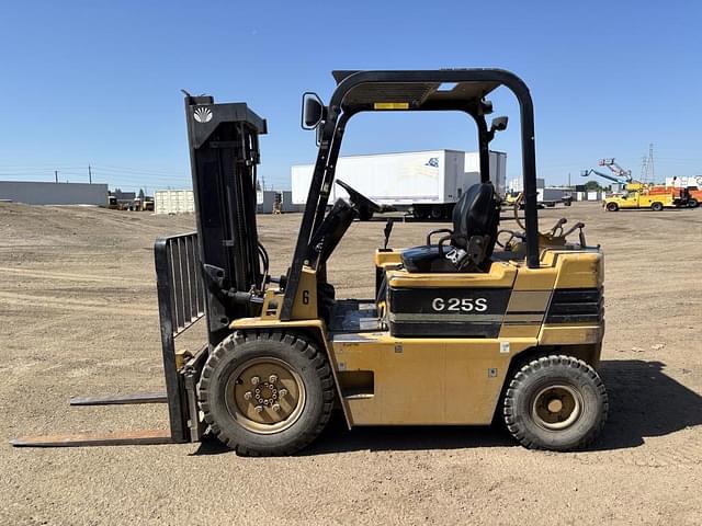Image of Daewoo G25S equipment image 4