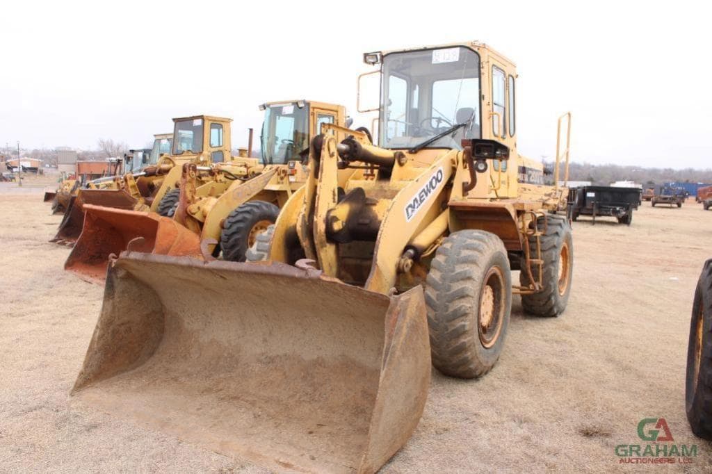 Image of Daewoo Mega 200 III Primary image