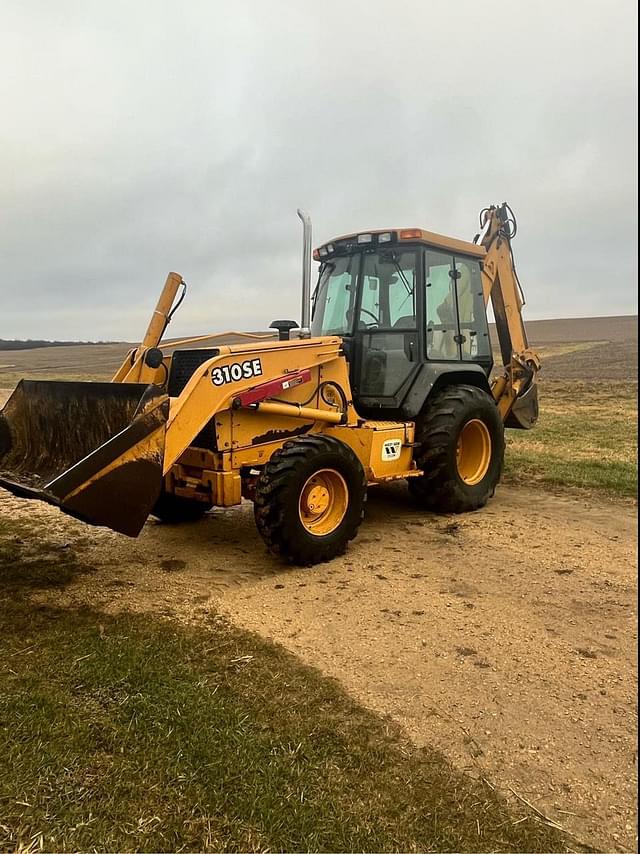 Image of John Deere 310SE equipment image 2