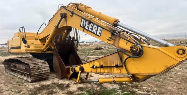 Image of John Deere 330LC equipment image 3