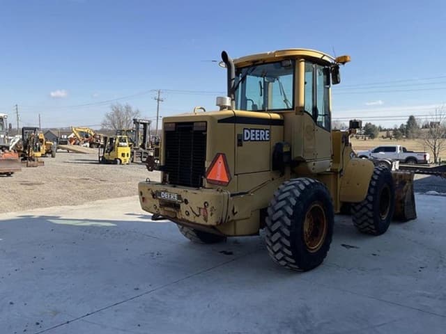 Image of John Deere 444H equipment image 3