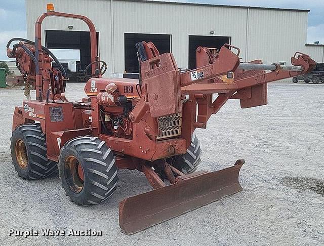 Image of Ditch Witch 5700 equipment image 2