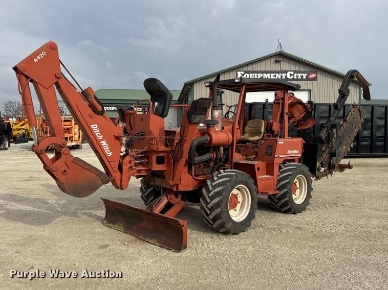 1999 Ditch Witch 8020T Equipment Image0