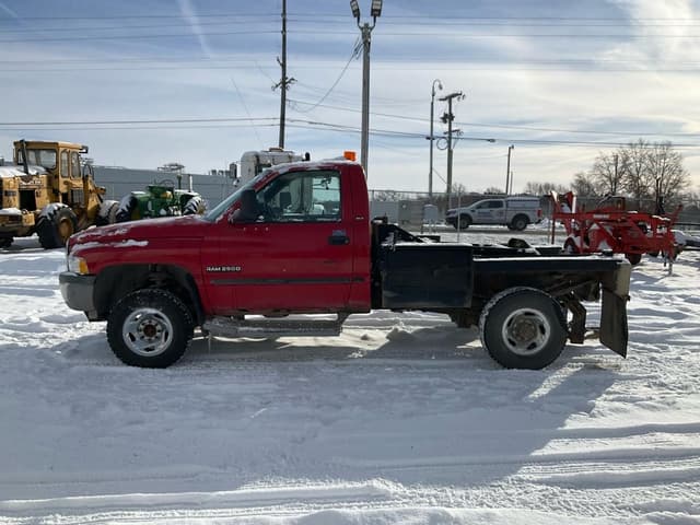 Image of Dodge Ram 2500 equipment image 1