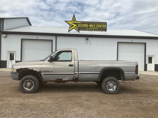 Image of Dodge Ram 2500 equipment image 1