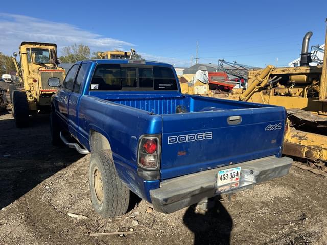 Image of Dodge Ram 1500 equipment image 1