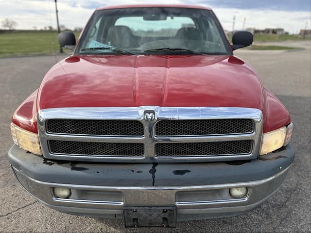Image of Dodge Ram 1500 equipment image 3