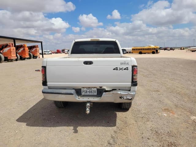 Image of Dodge Ram 1500 equipment image 3
