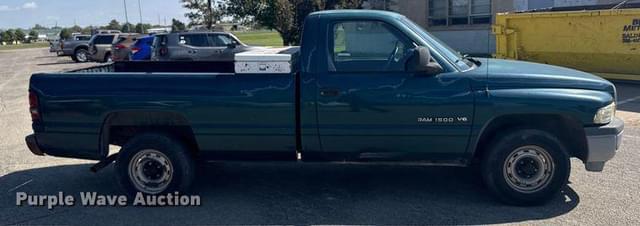 Image of Dodge Ram 1500 equipment image 3