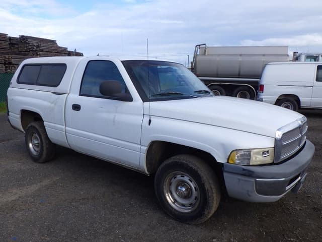 Image of Dodge Ram 1500 equipment image 1
