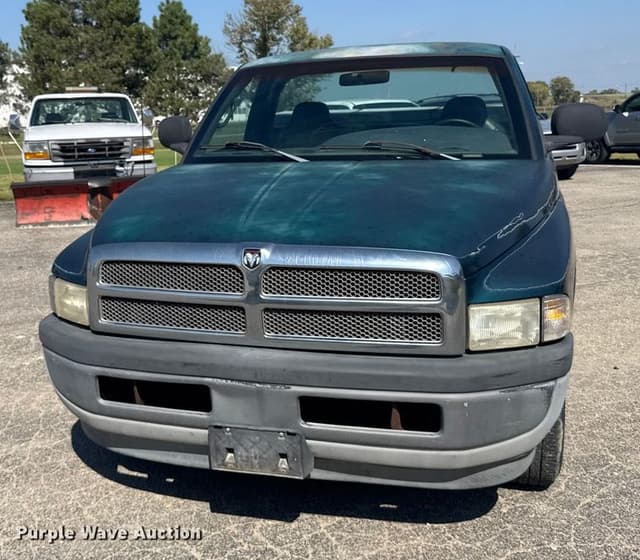 Image of Dodge Ram 1500 equipment image 1