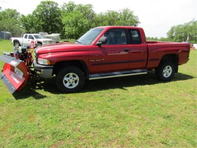 Image of Dodge Ram 1500 equipment image 2