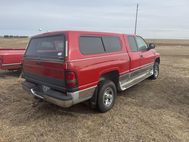 Image of Dodge Ram 1500 equipment image 2