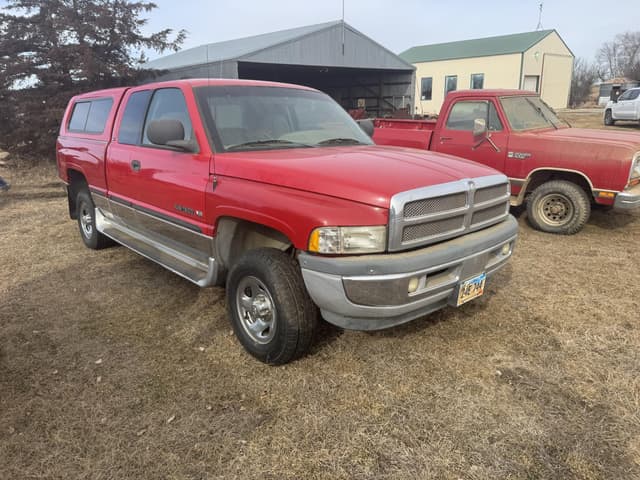 Image of Dodge Ram 1500 equipment image 1