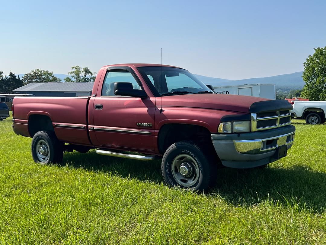 Image of Dodge Ram 2500 Primary image