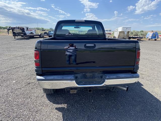 Image of Dodge Ram 2500 equipment image 4