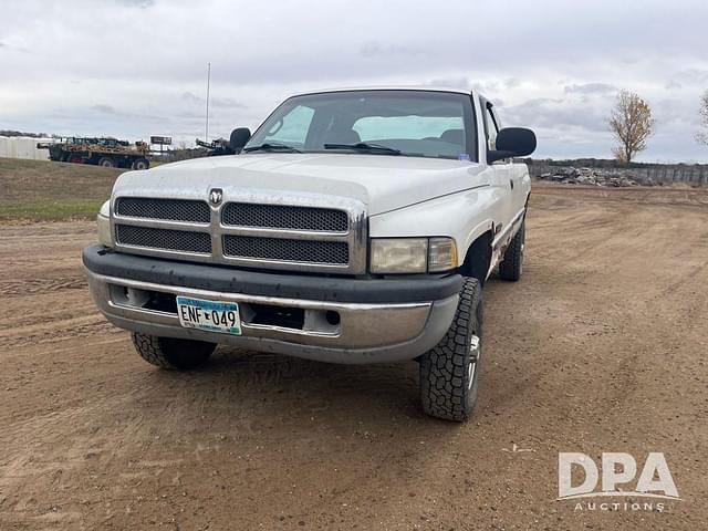 Image of Dodge Ram 2500 equipment image 1