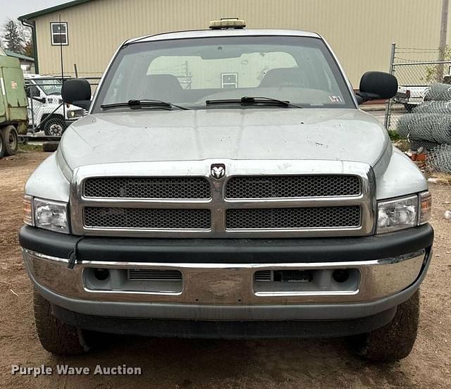 Image of Dodge Ram 2500 equipment image 1