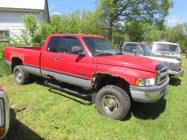 Image of Dodge Ram 2500 equipment image 3