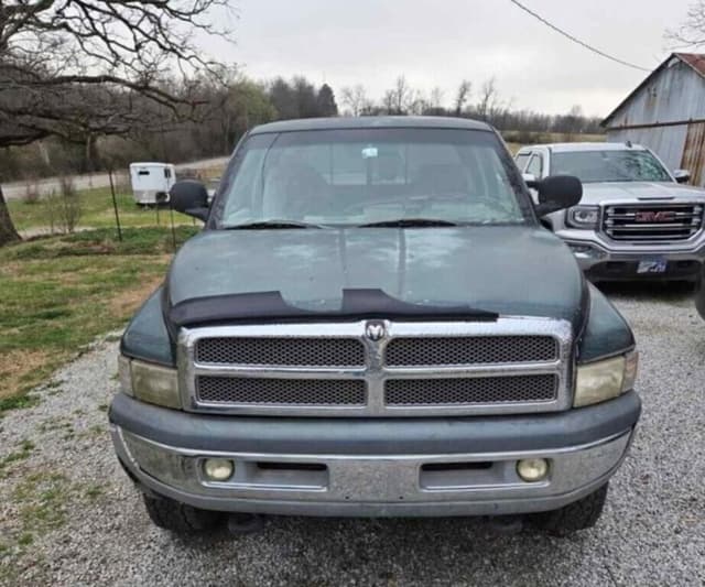 Image of Dodge Ram 2500 equipment image 4