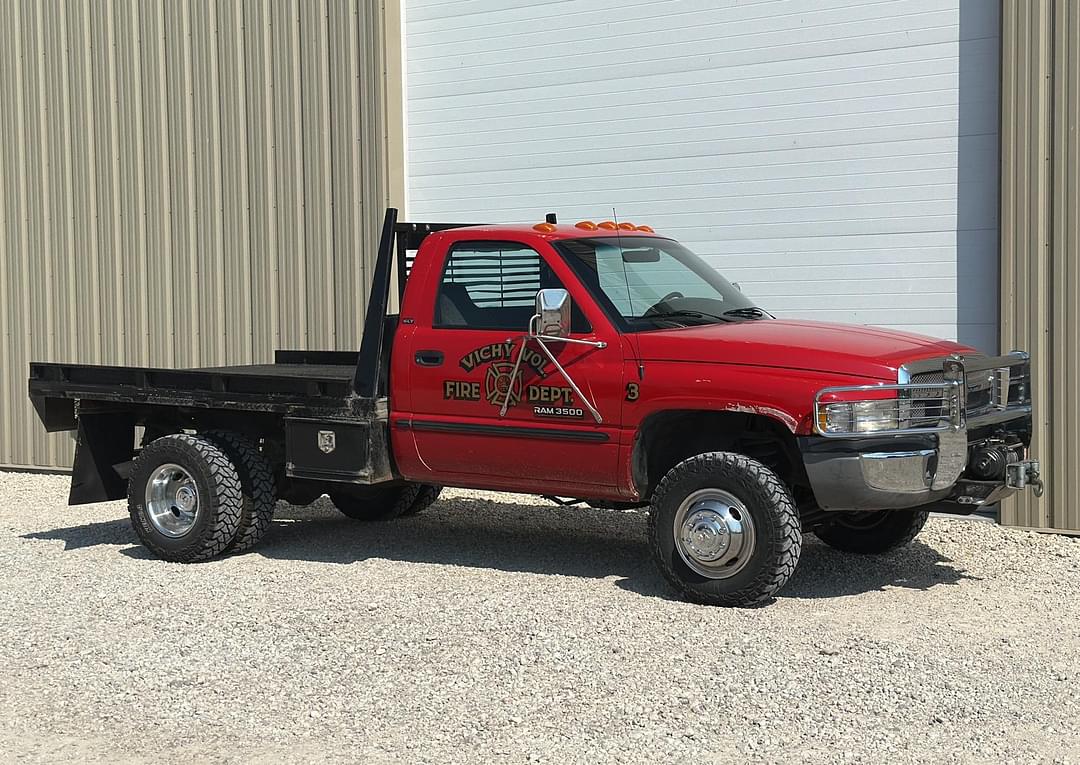 Image of Dodge Ram 3500 Primary image