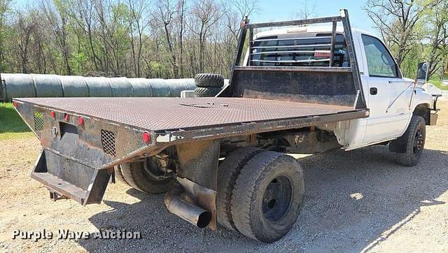Image of Dodge Ram 3500 equipment image 4