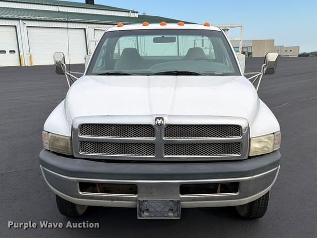 Image of Dodge Ram 3500 equipment image 1