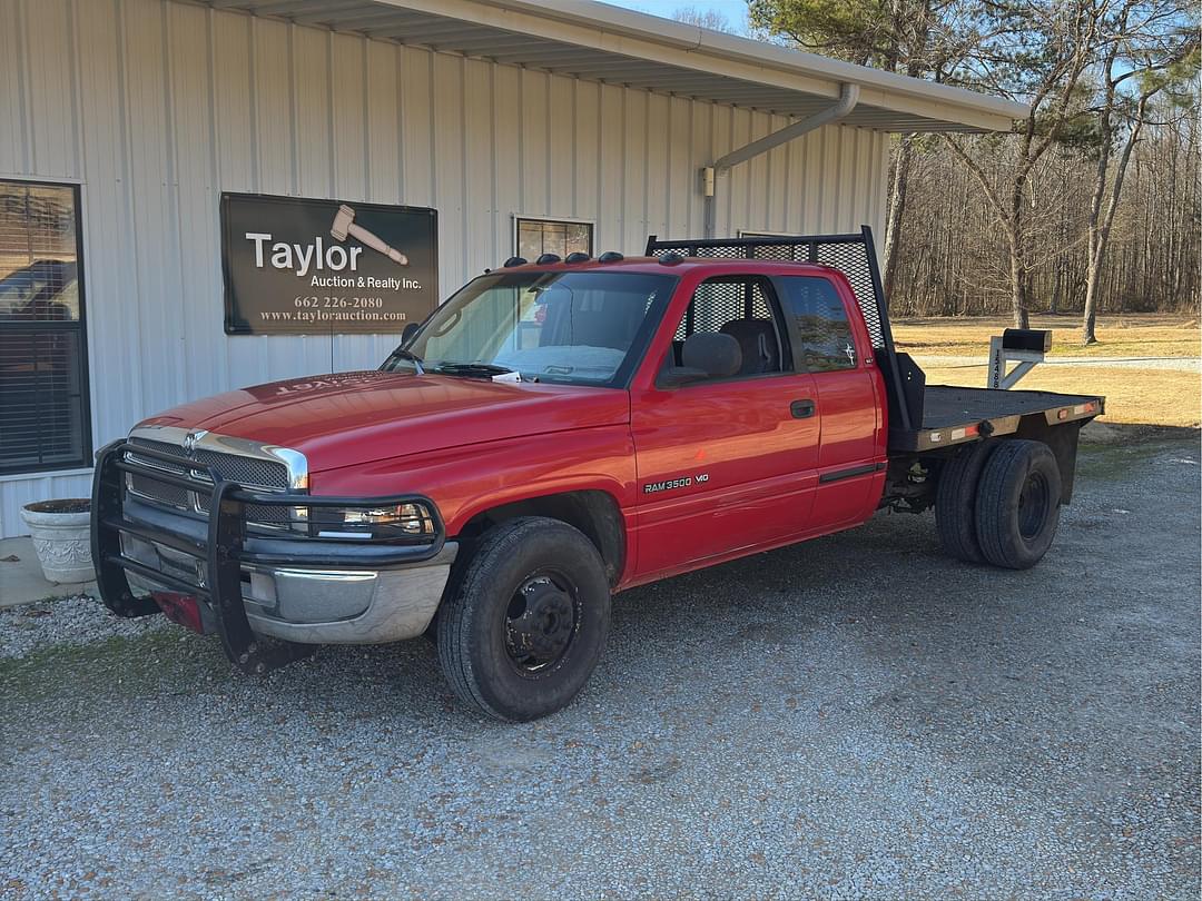 Image of Dodge Ram SLT Primary image