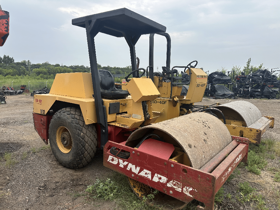 1999 DYNAPAC CA121 Equipment Image0