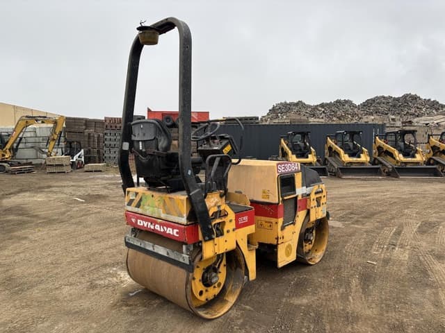 Image of DYNAPAC CC102 equipment image 2