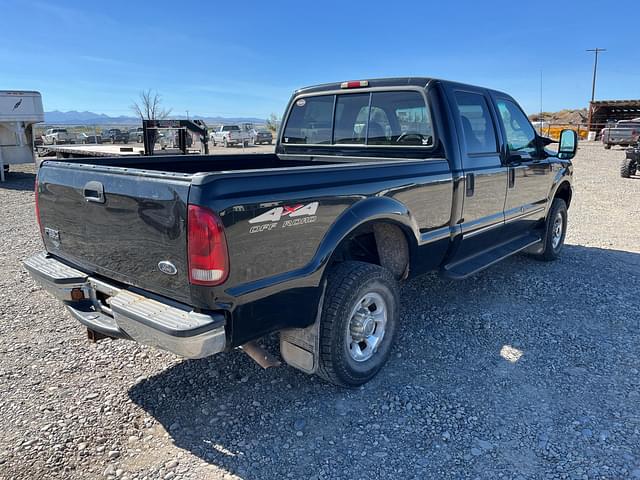 Image of Ford F-250 equipment image 4