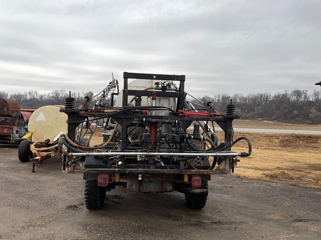 Image of Ford F-350 equipment image 4