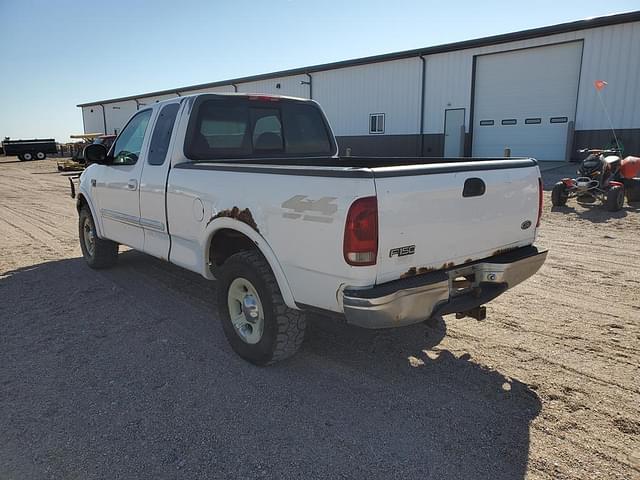 Image of Ford F-150 equipment image 3