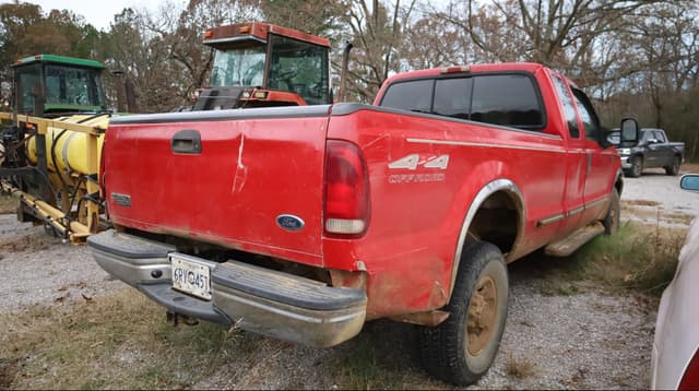 Image of Ford F-250 equipment image 1