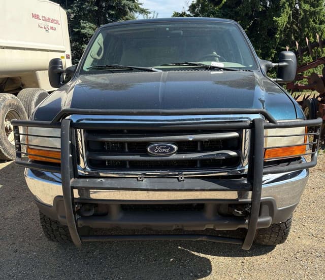 Image of Ford F-250 equipment image 2
