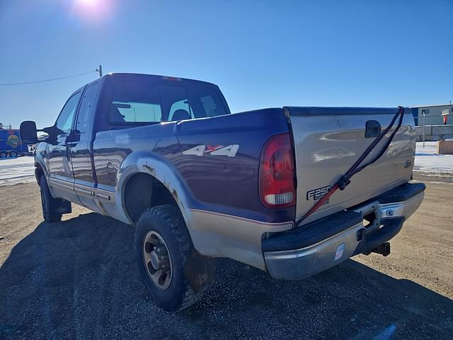 Image of Ford F-250 equipment image 4