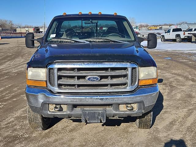 Image of Ford F-250 equipment image 1