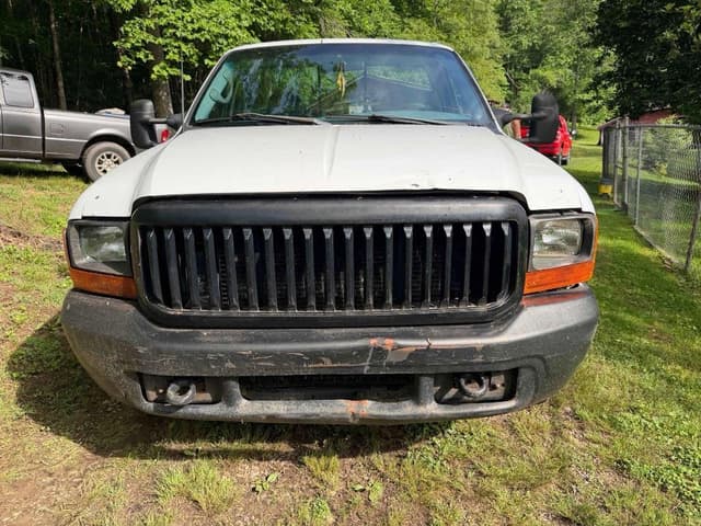 Image of Ford F-250 equipment image 1
