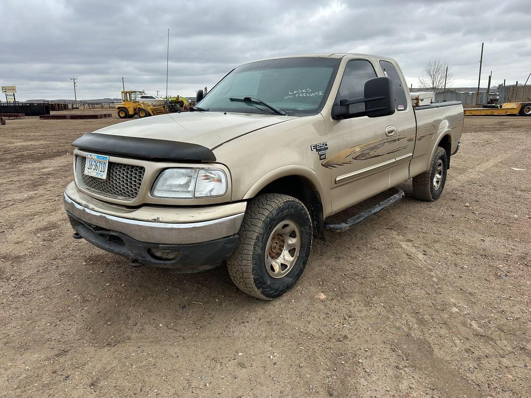 Image of Ford F-250 Primary image