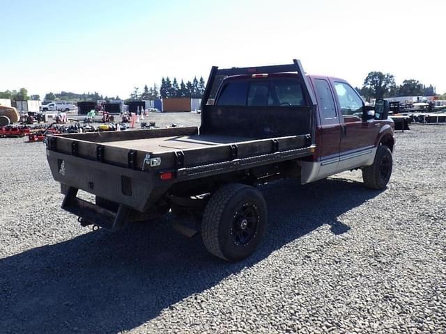 Image of Ford F-250 equipment image 3