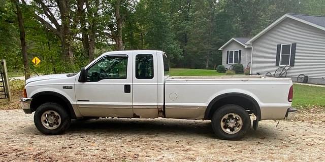 Image of Ford F-250 equipment image 1