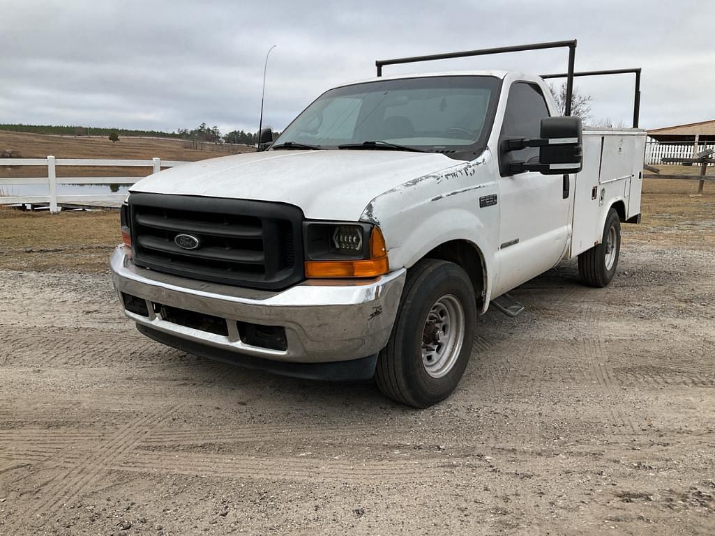 Image of Ford F-250 Primary image