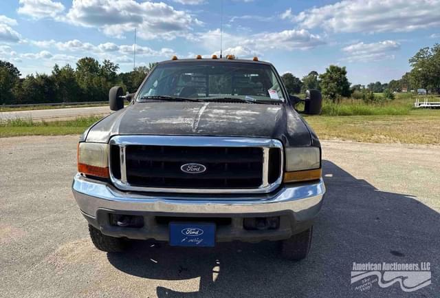 Image of Ford F-250 equipment image 1