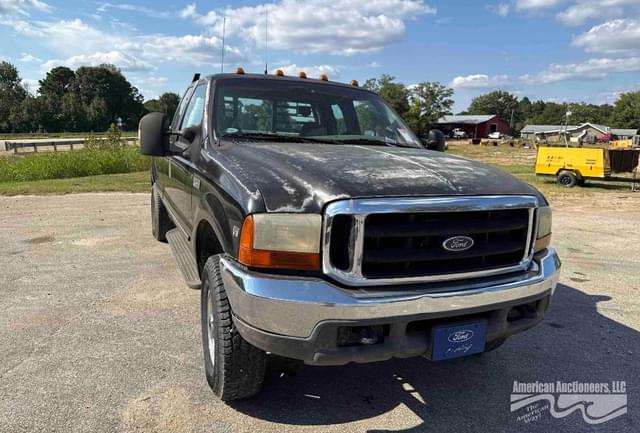 Image of Ford F-250 equipment image 2