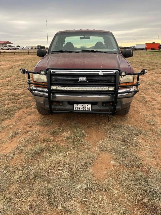 Image of Ford F-250 equipment image 1