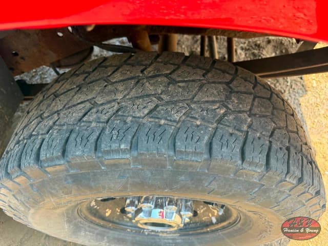 Image of Ford F-250 equipment image 3