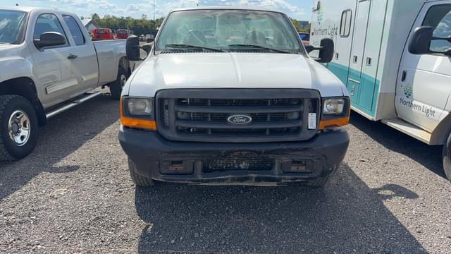 Image of Ford F-250 equipment image 1