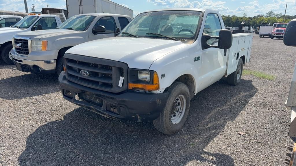 Image of Ford F-250 Primary image