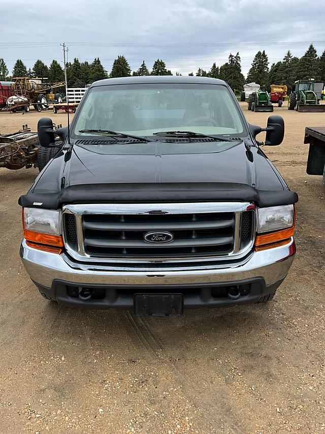 Image of Ford F-250 equipment image 1