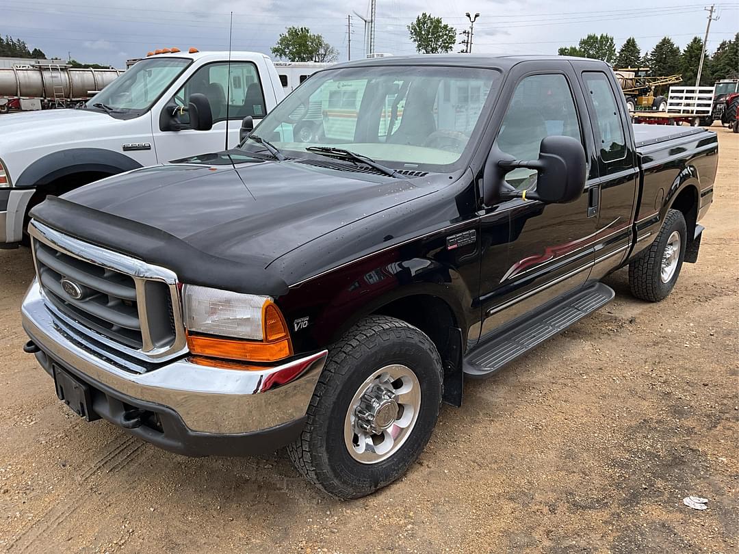 Image of Ford F-250 Primary image